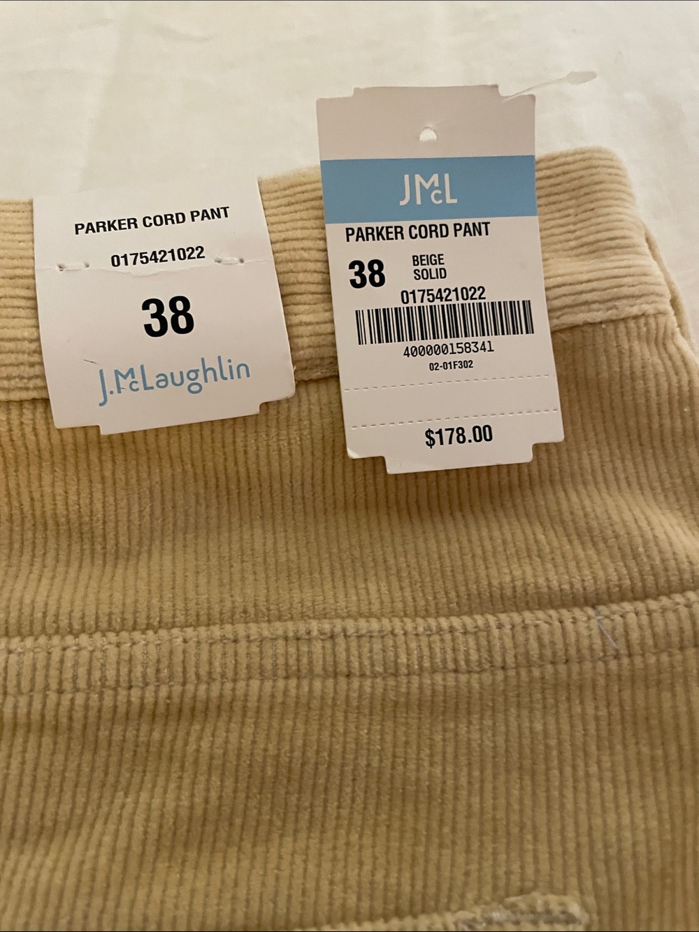 Jeans - Picture 2 of 2